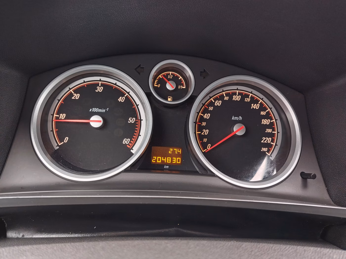 Opel Zafira фото 18