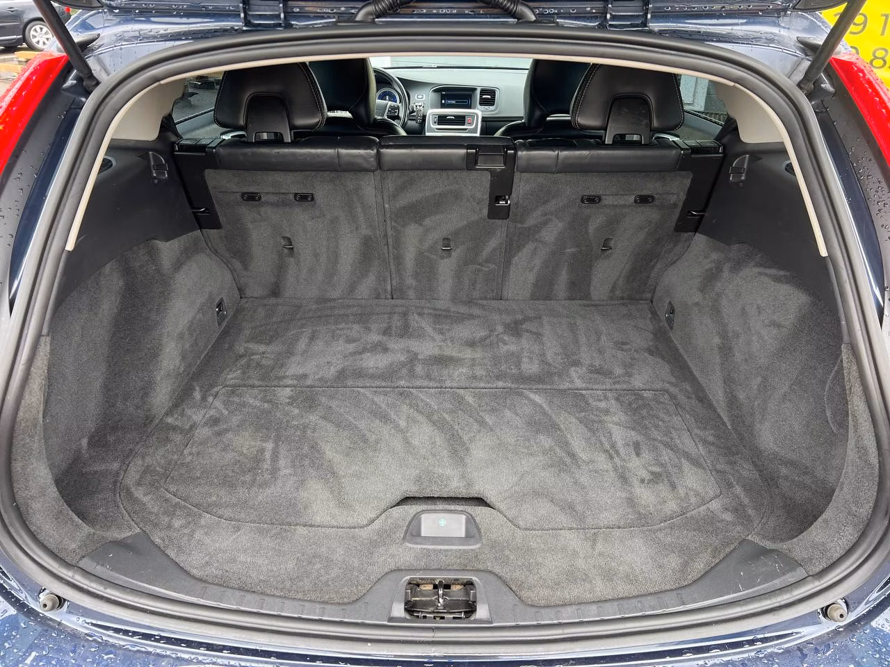 Volvo V60 фото 19