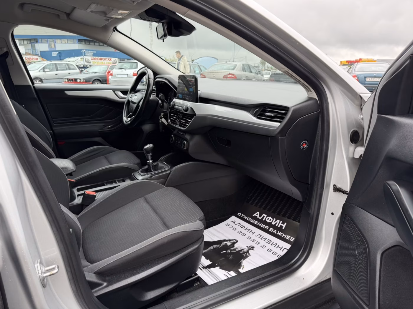 Ford Focus фото 8