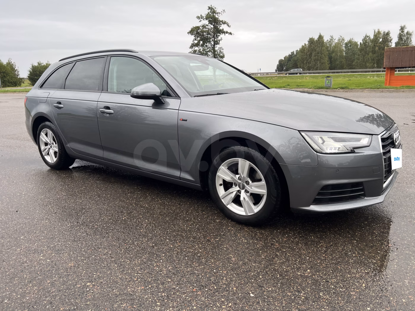 Audi A4 фото 5