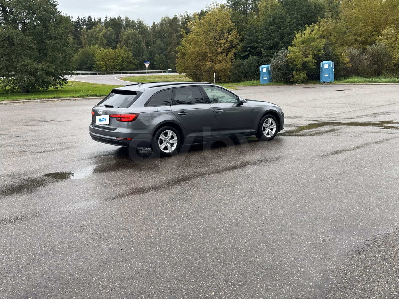Audi A4 фото 12