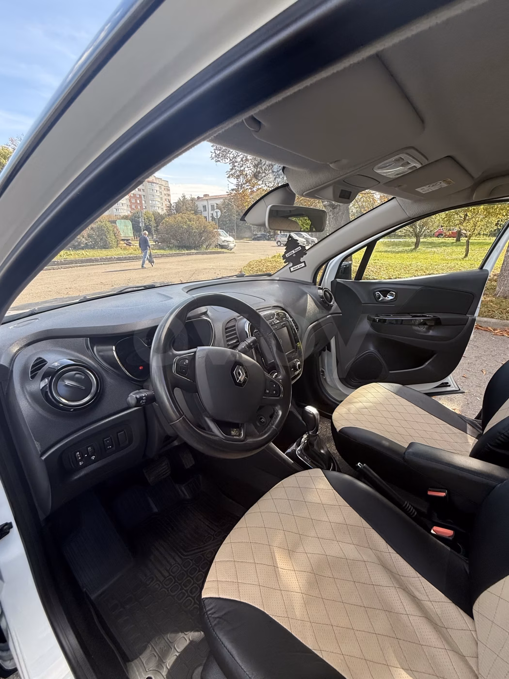 Renault Kaptur фото 16