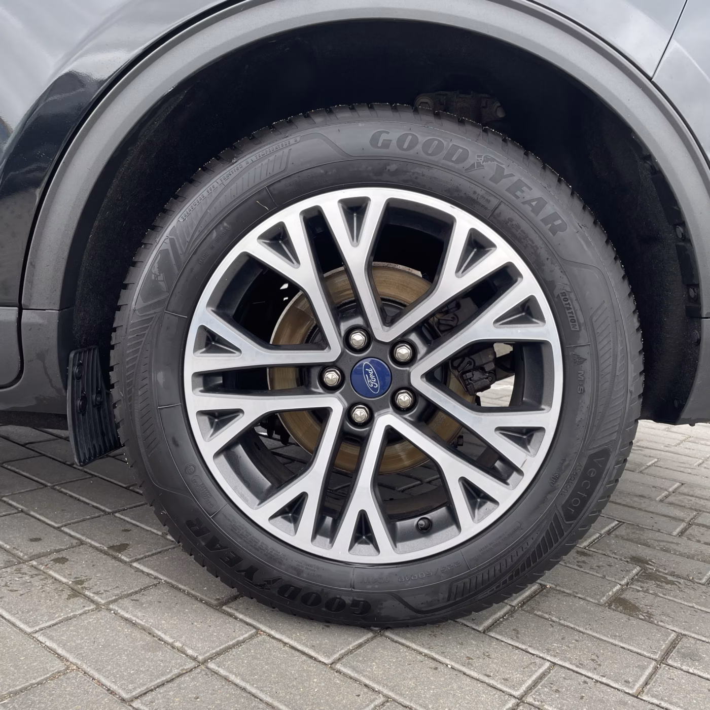 Ford Kuga фото 7