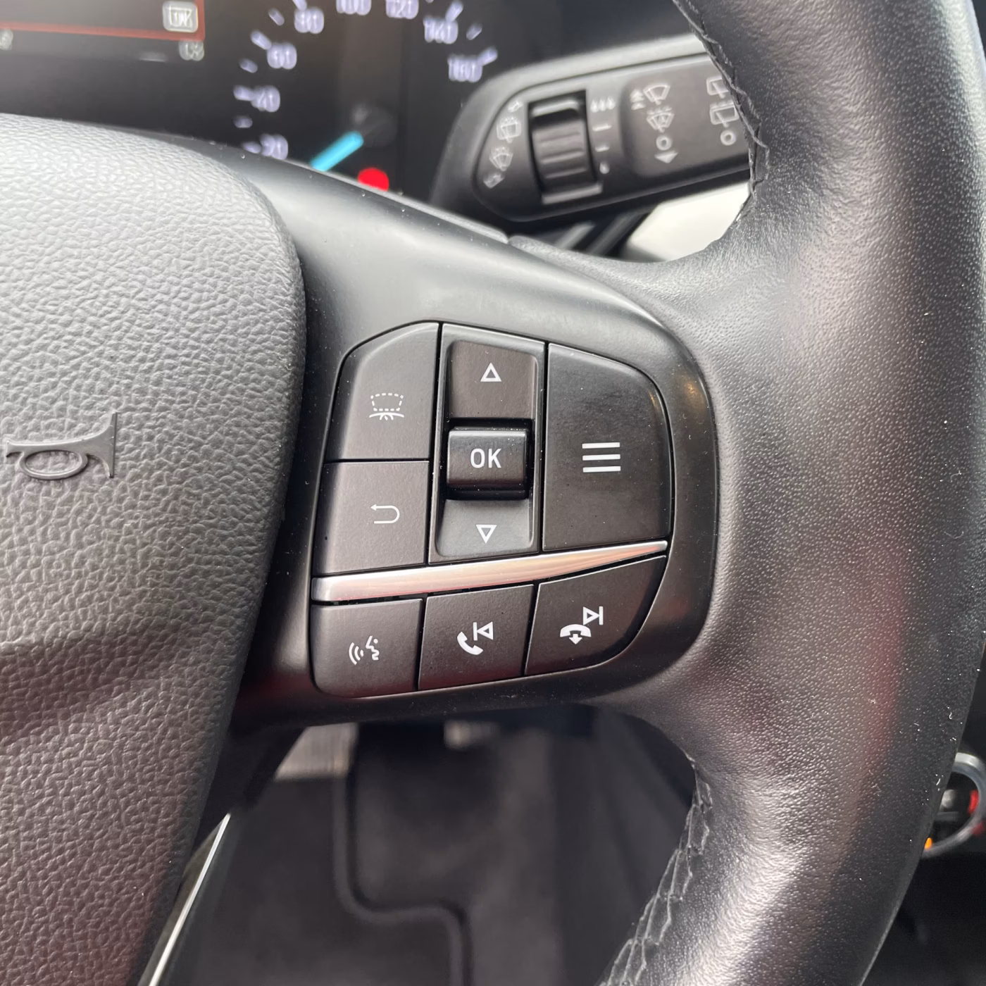 Ford Kuga фото 17