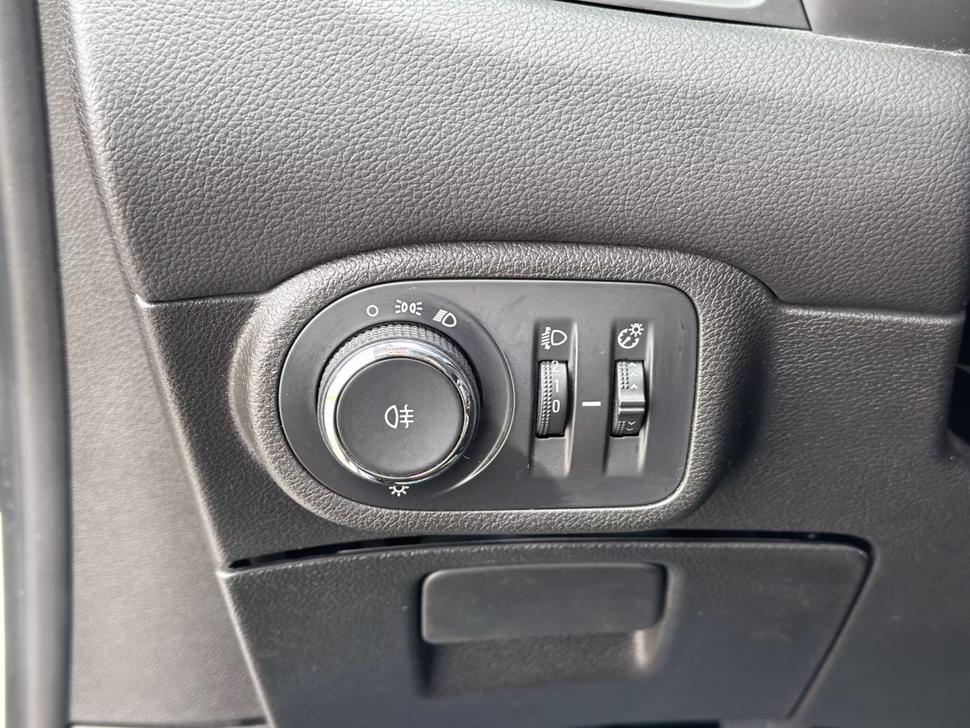 Opel Zafira фото 17