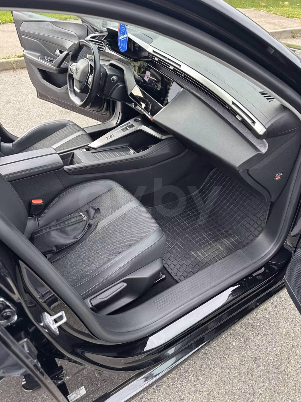 Peugeot 308 фото 8