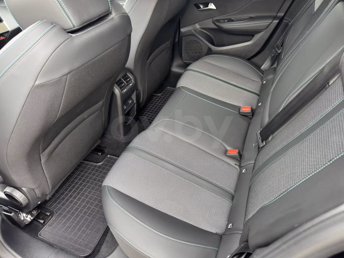 Peugeot 308 фото 10
