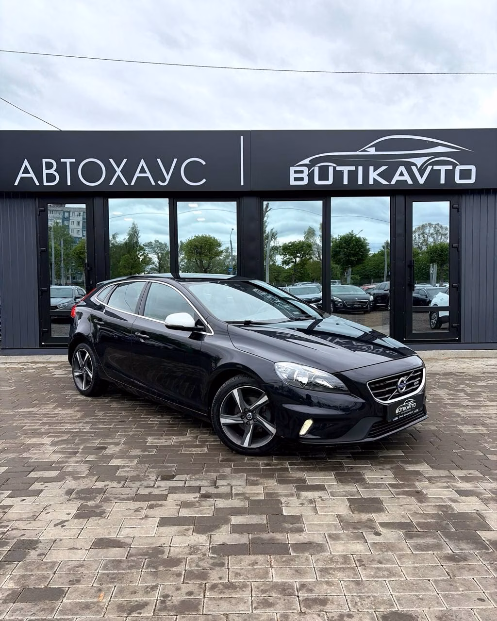 Volvo V40