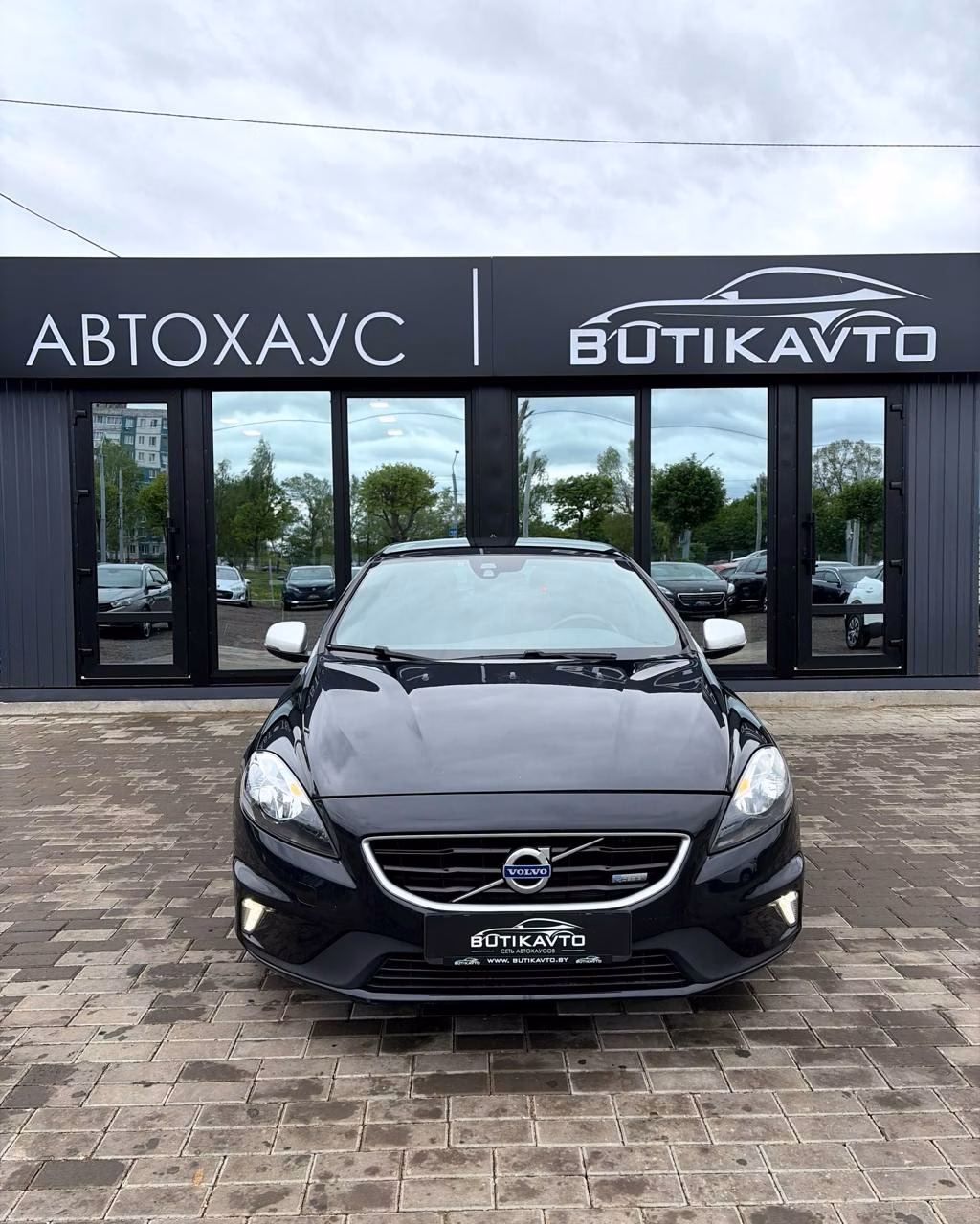 Volvo V40 фото 2