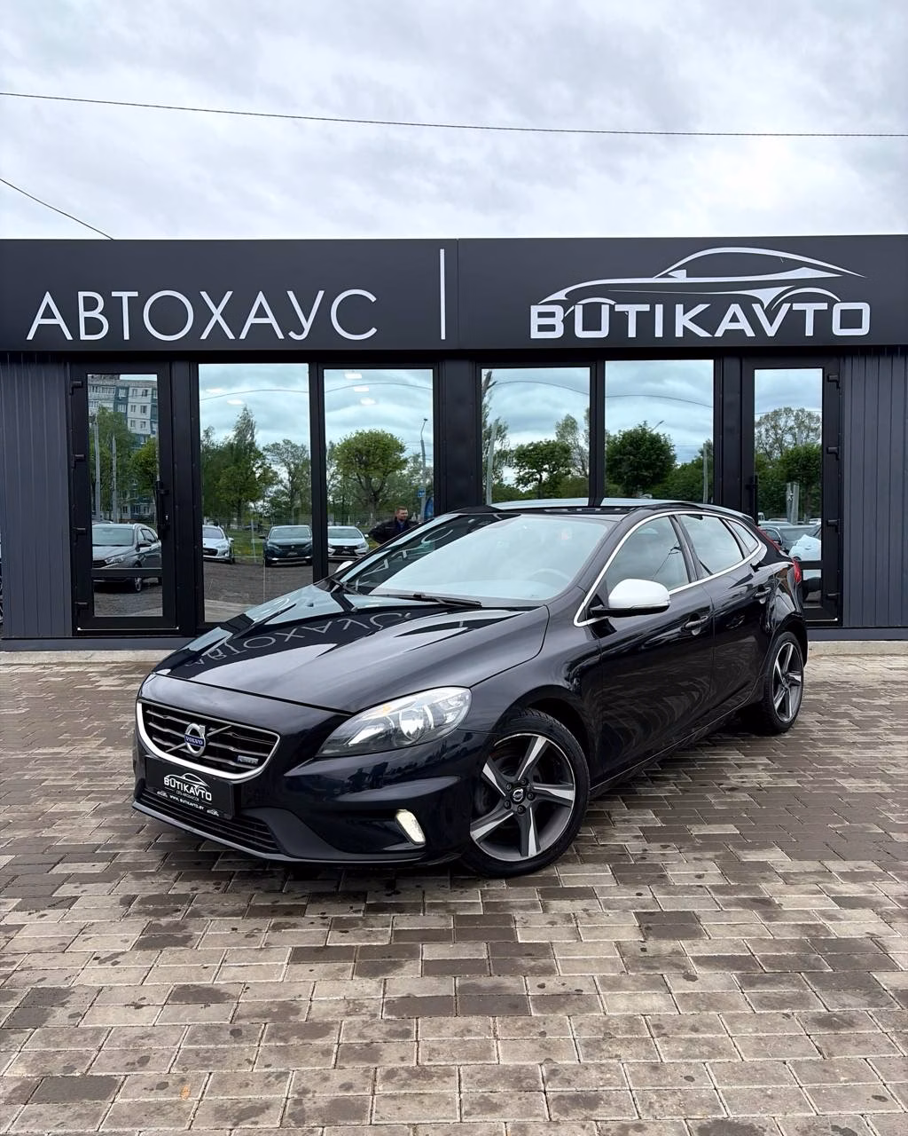 Volvo V40 фото 3