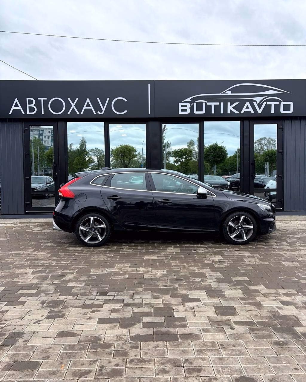 Volvo V40 фото 13