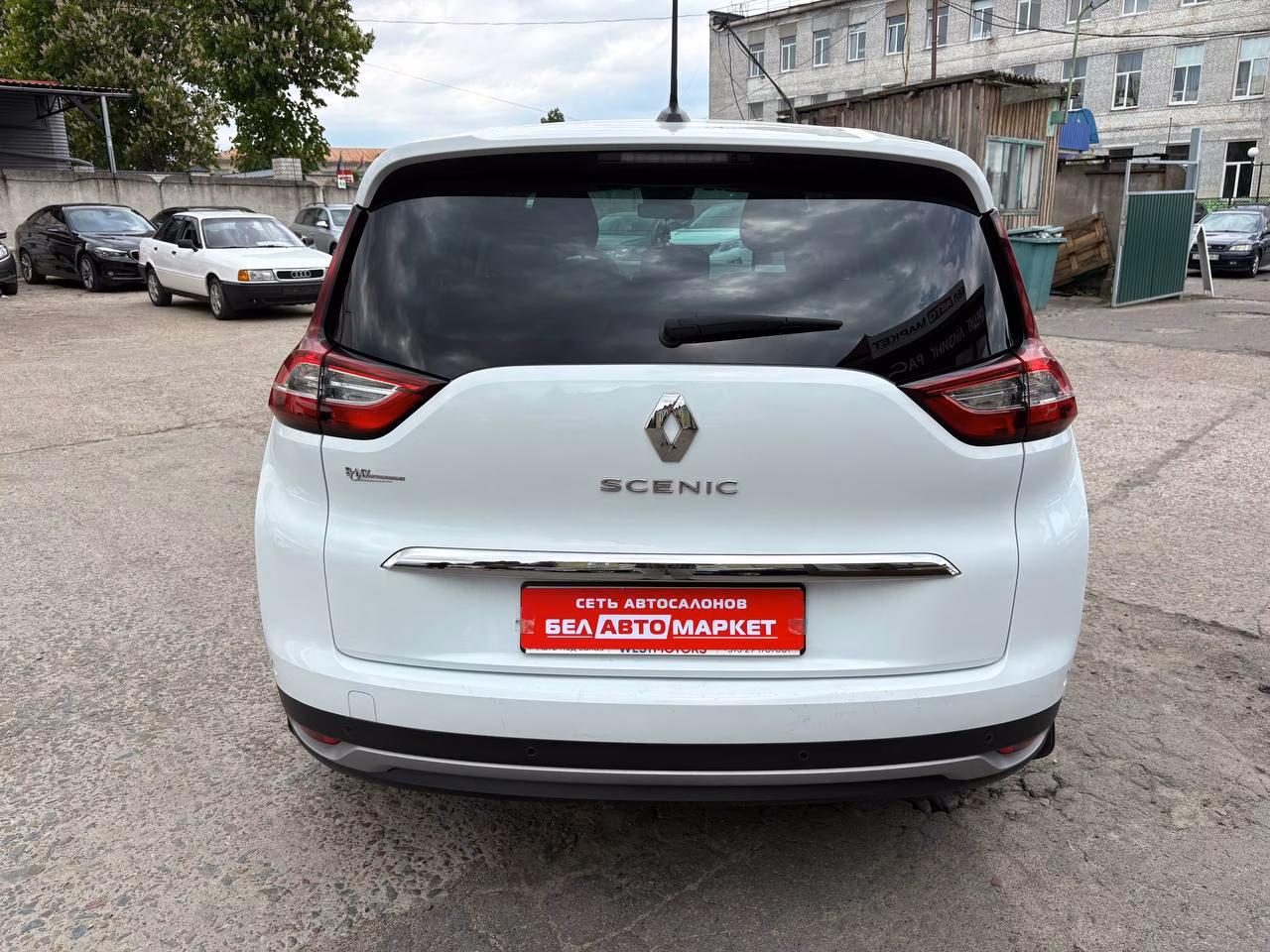 Renault Grand Scenic фото 6