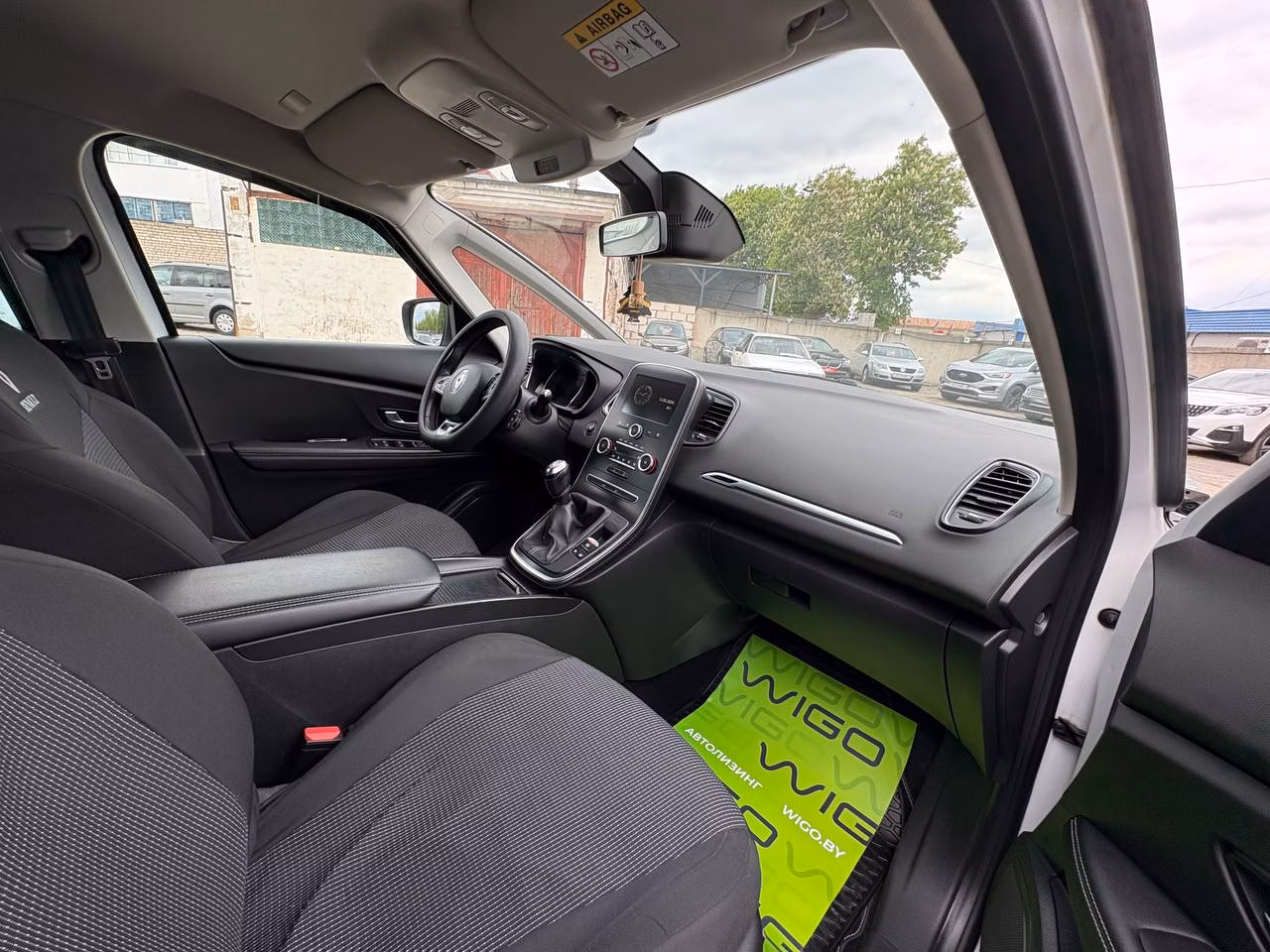 Renault Grand Scenic фото 13