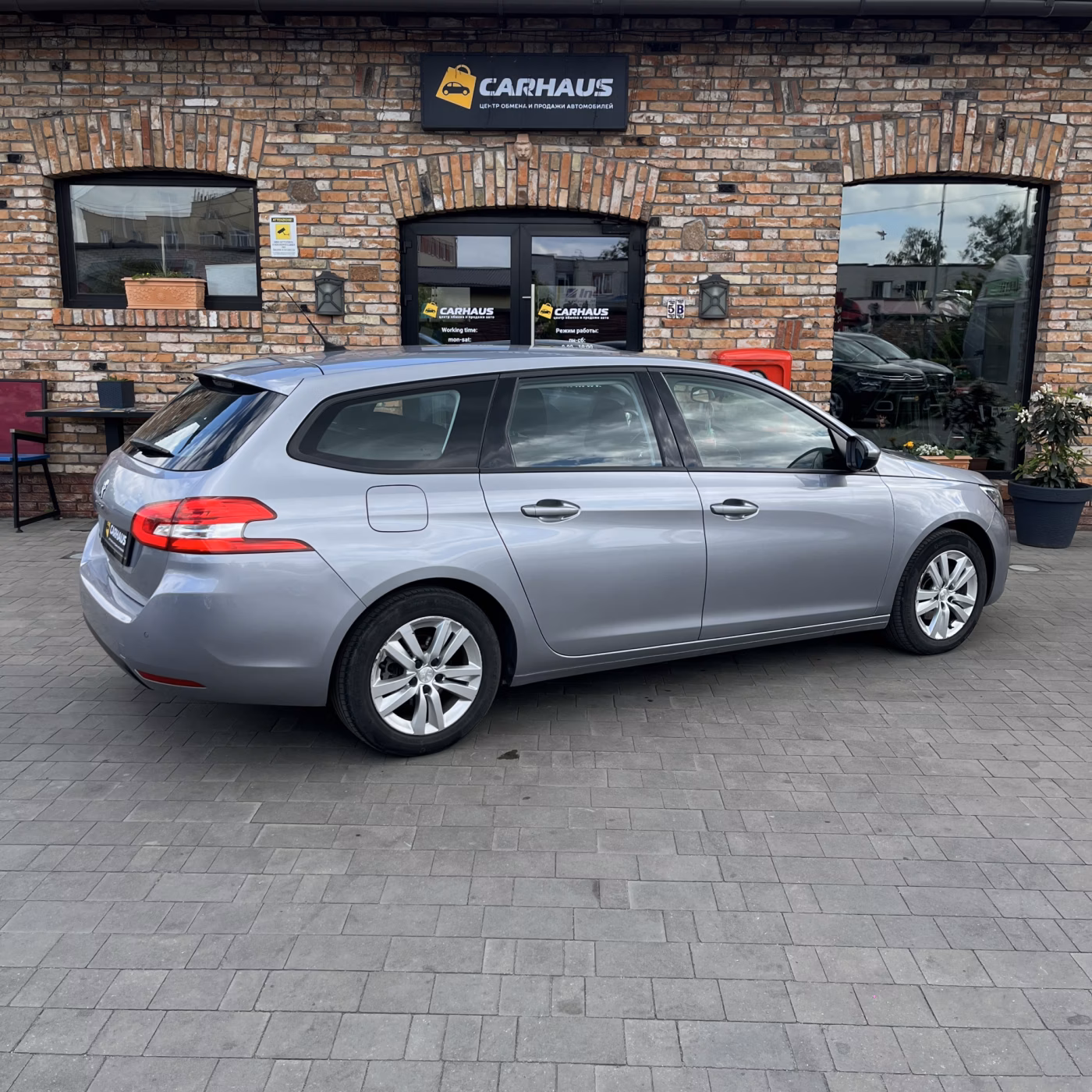 Peugeot 308 фото 6