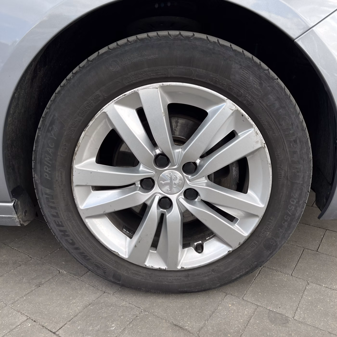 Peugeot 308 фото 7