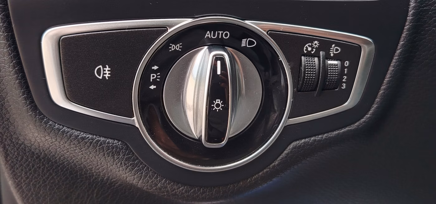 Mercedes-Benz C-Класс фото 19
