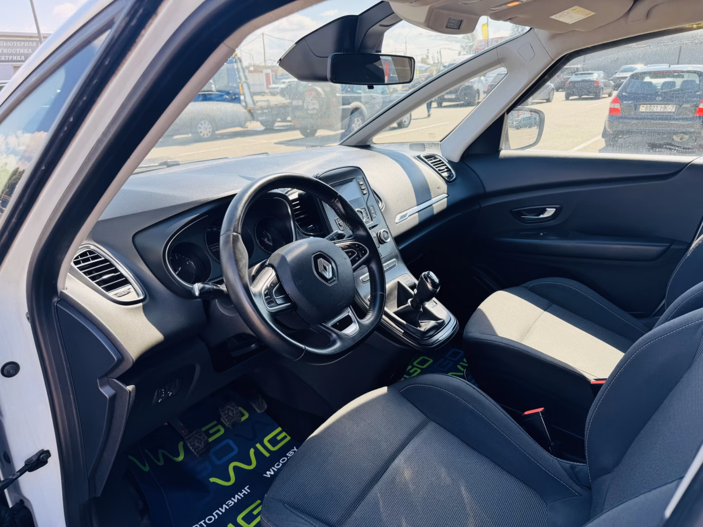 Renault Scenic фото 5