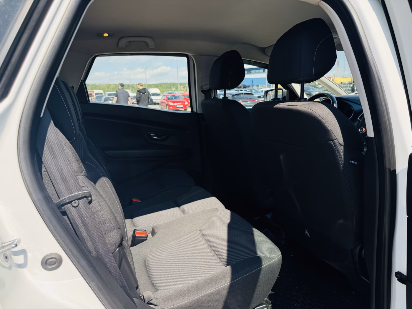 Renault Scenic фото 7