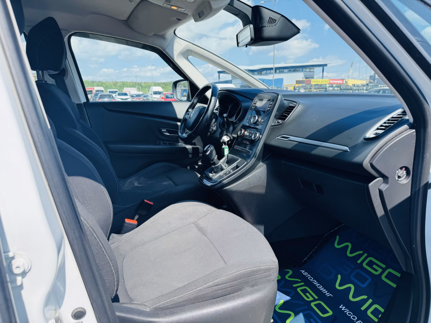 Renault Scenic фото 8