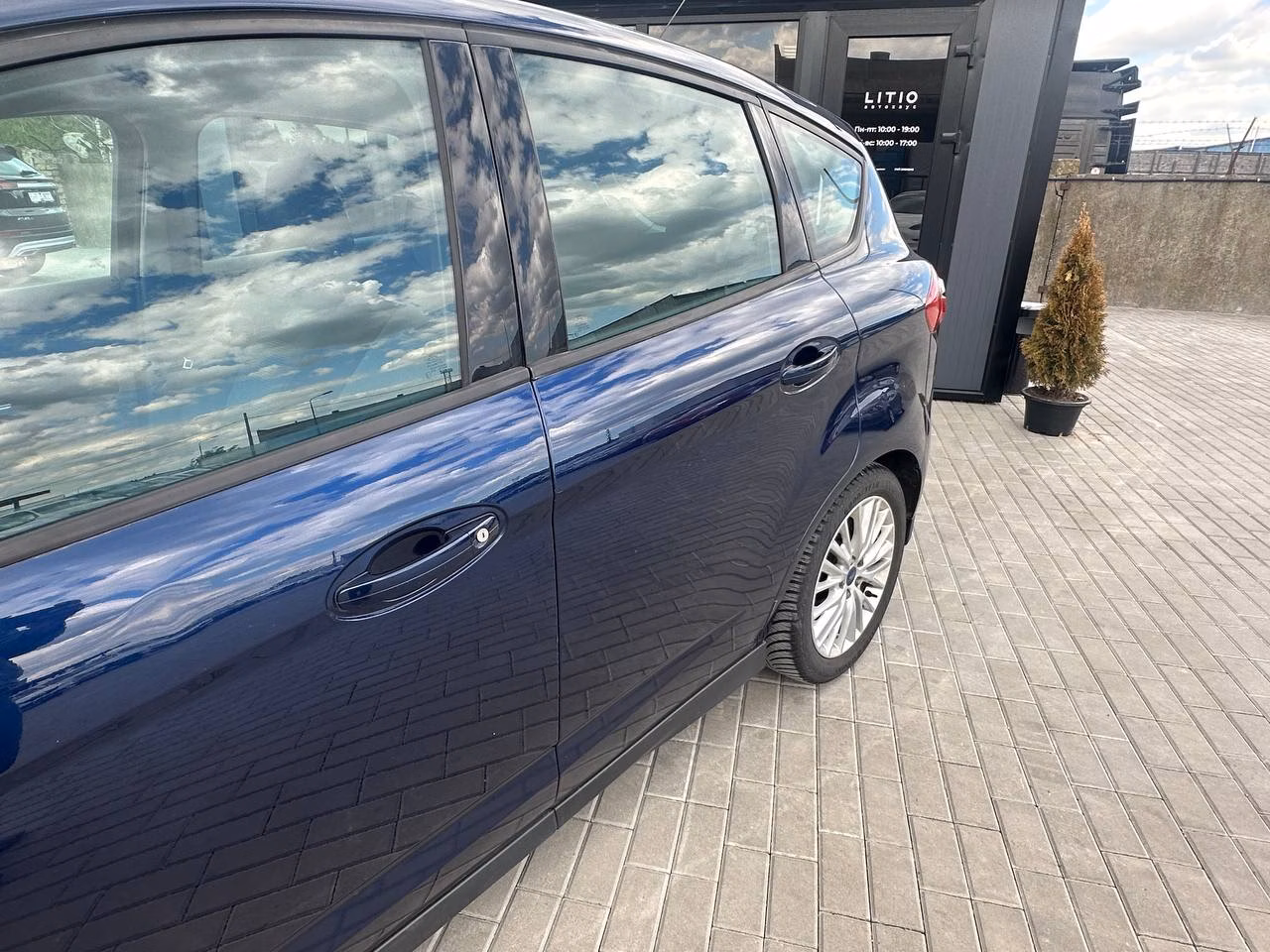 Ford C-MAX фото 5