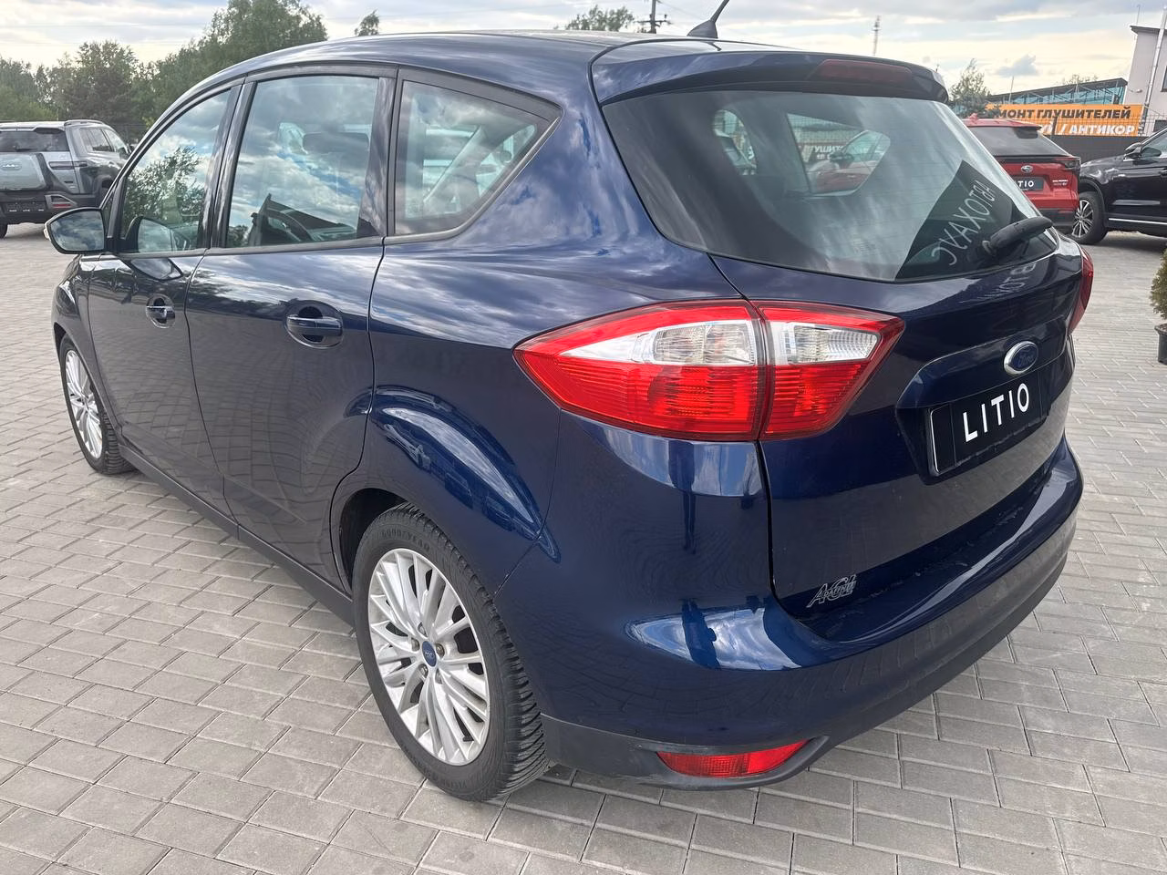 Ford C-MAX фото 6