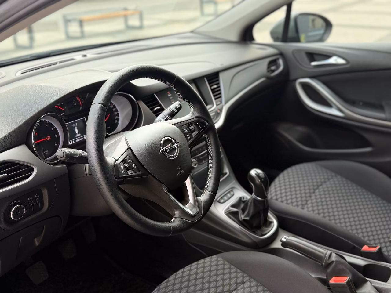 Opel Astra фото 7