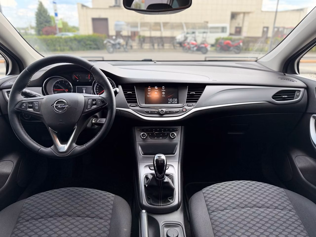 Opel Astra фото 11