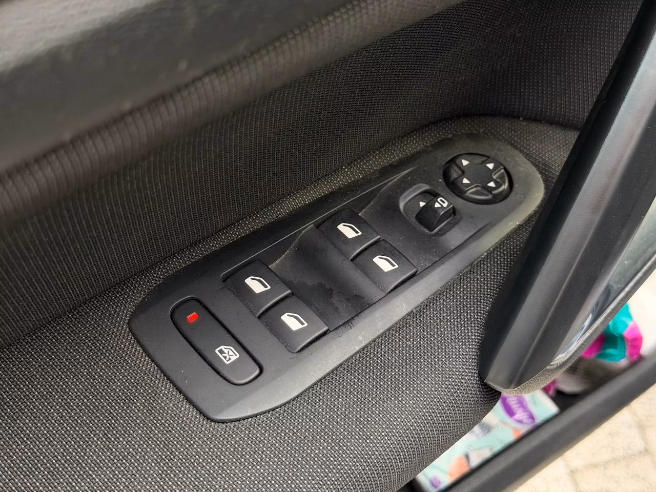 Peugeot 308 фото 7