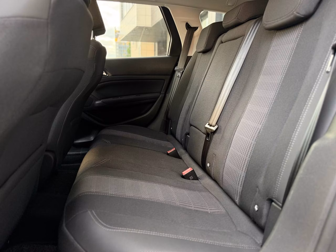 Peugeot 308 фото 16