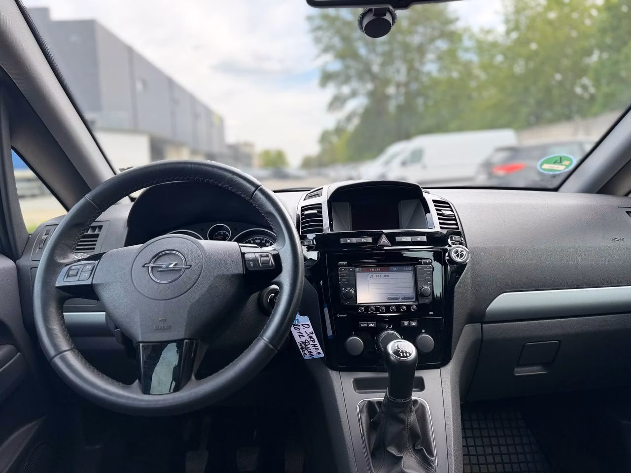 Opel Zafira фото 11
