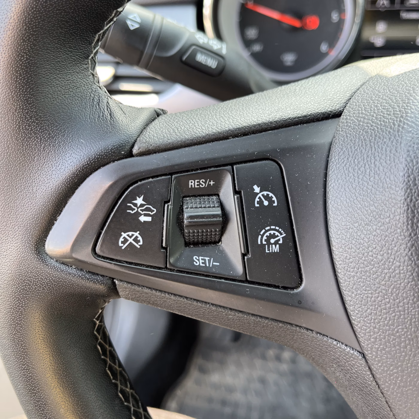 Opel Astra фото 14