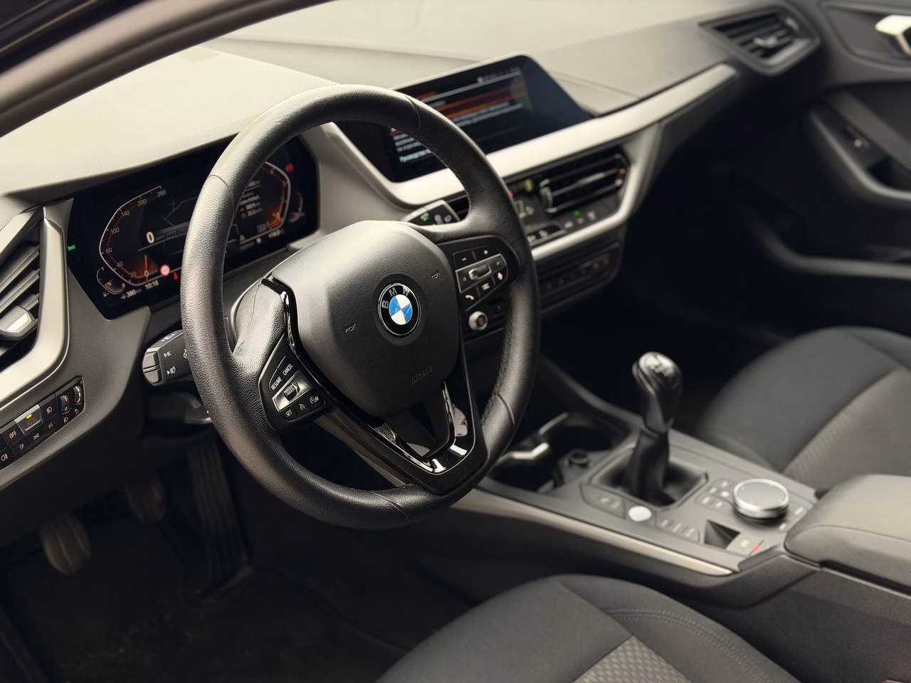 BMW 1 серия фото 15