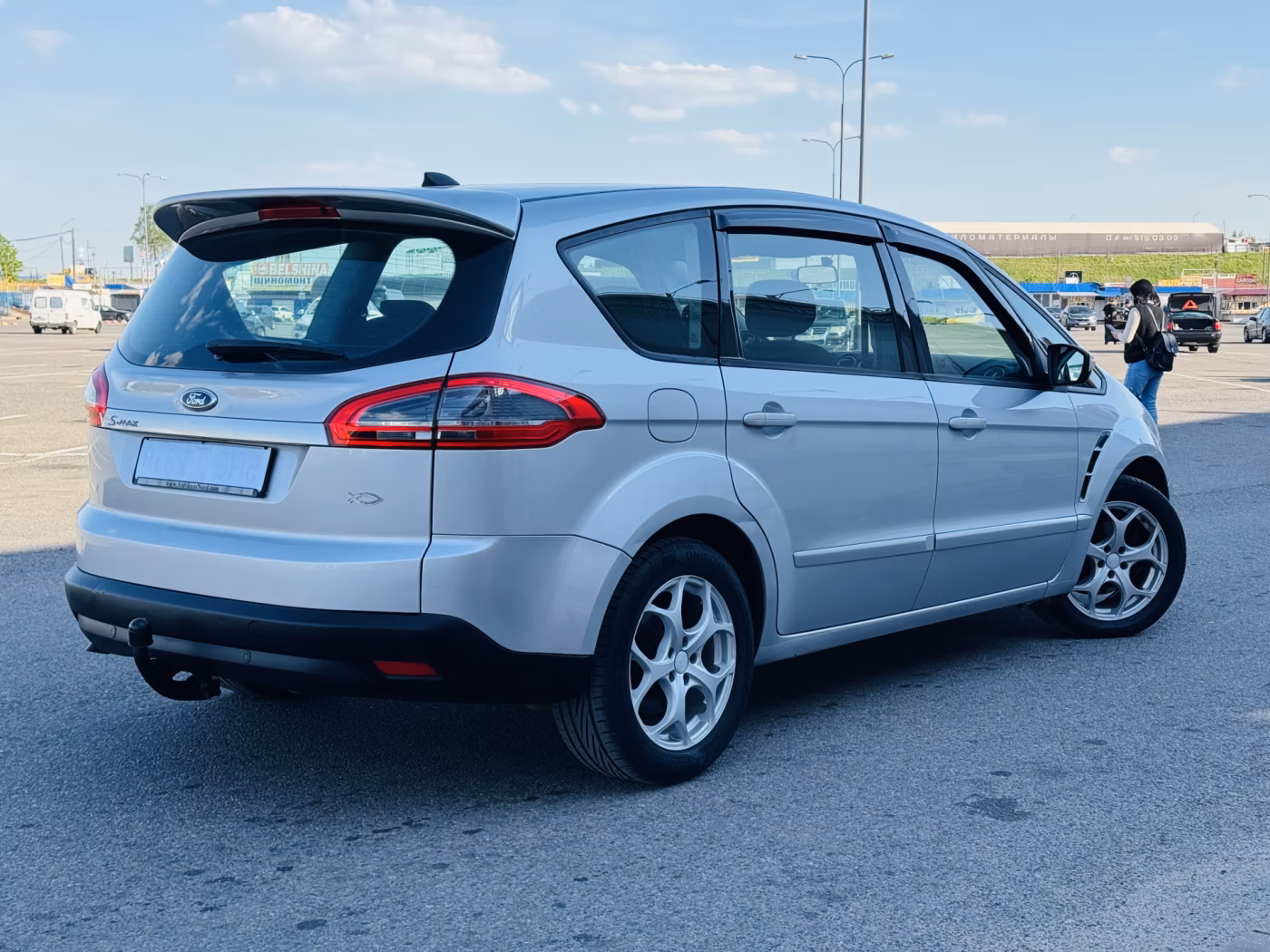 Ford S-MAX фото 2