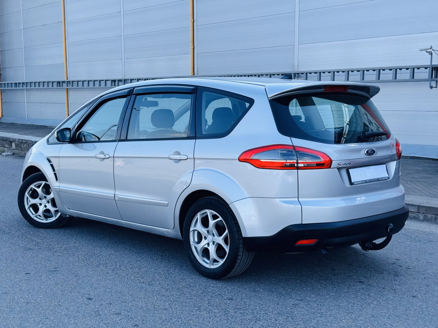 Ford S-MAX фото 4