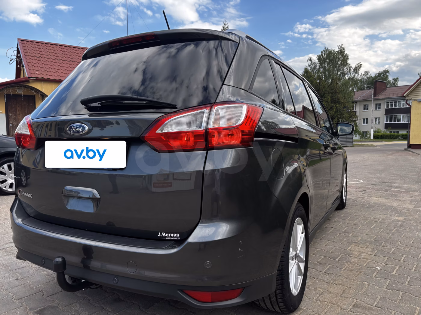 Ford Grand C-Max фото 9