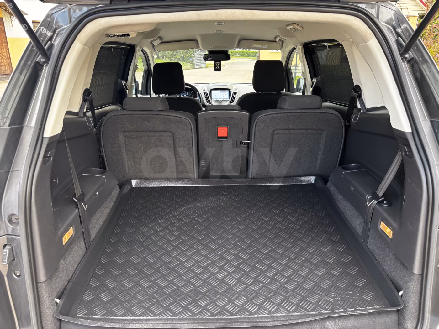 Ford Grand C-Max фото 17