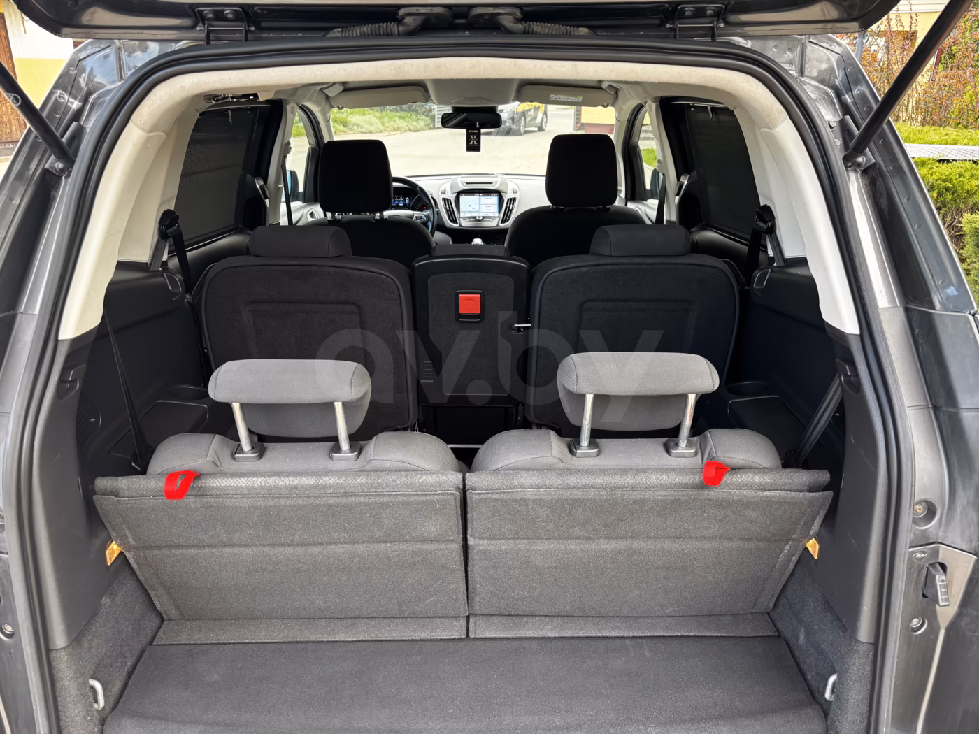 Ford Grand C-Max фото 18