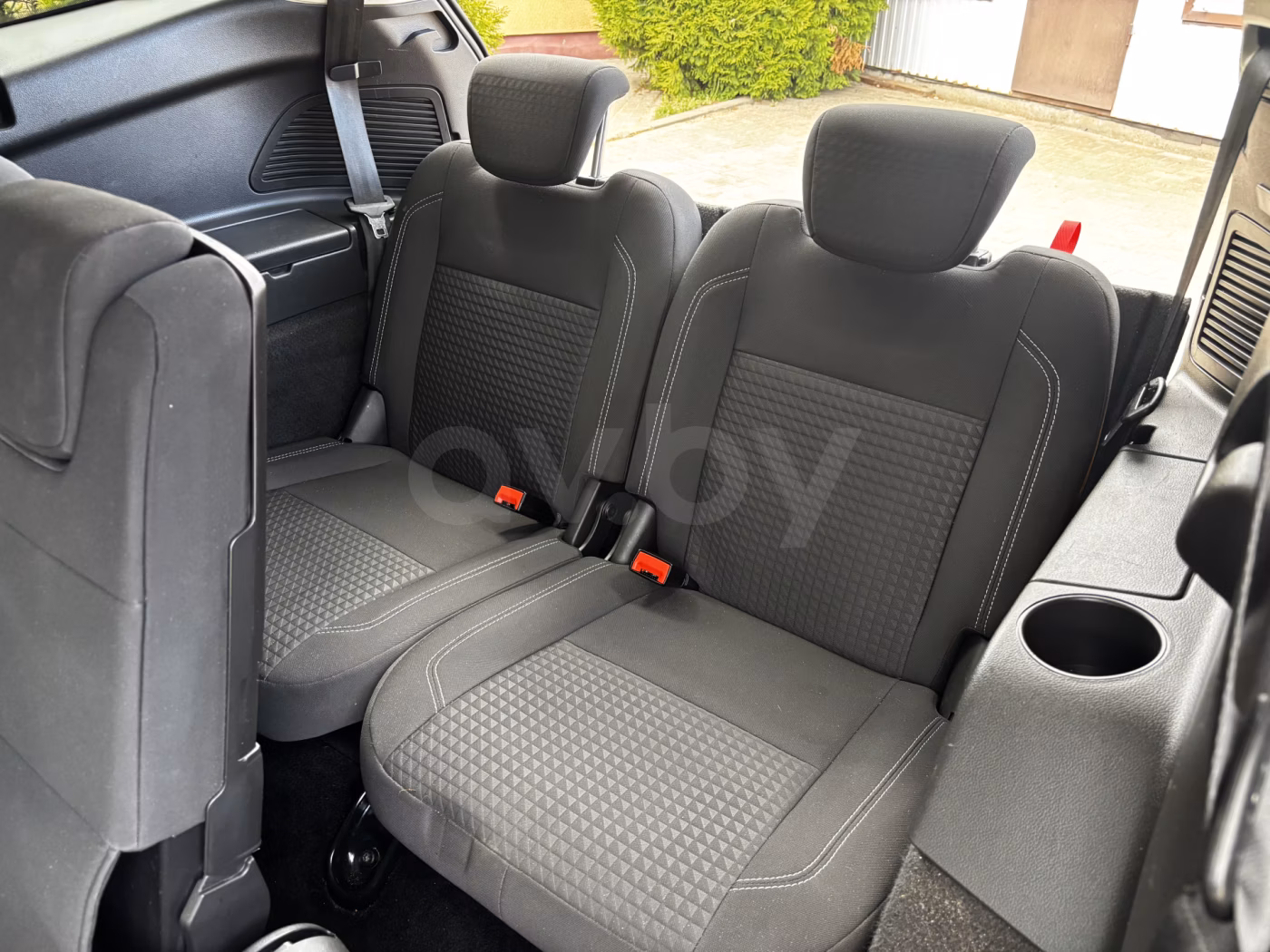 Ford Grand C-Max фото 19