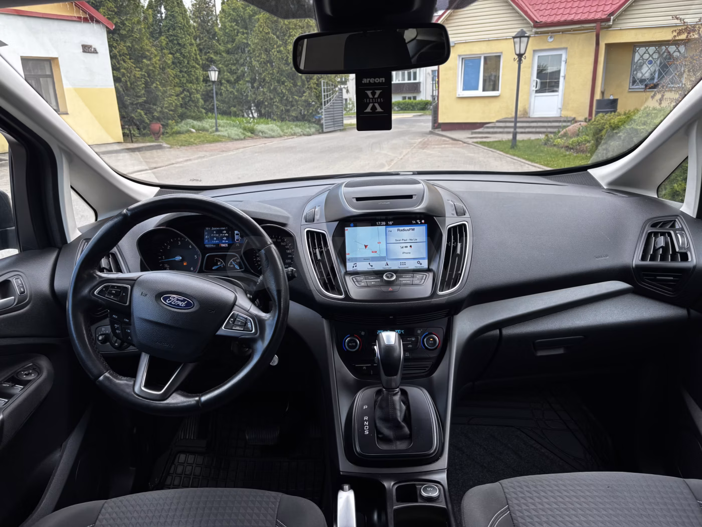 Ford Grand C-Max фото 20