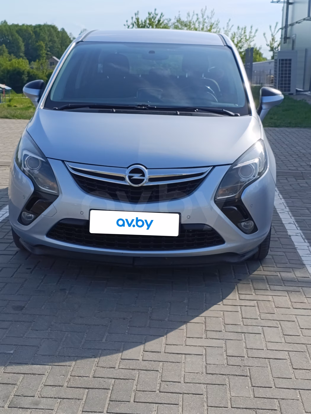 Opel Zafira фото 2
