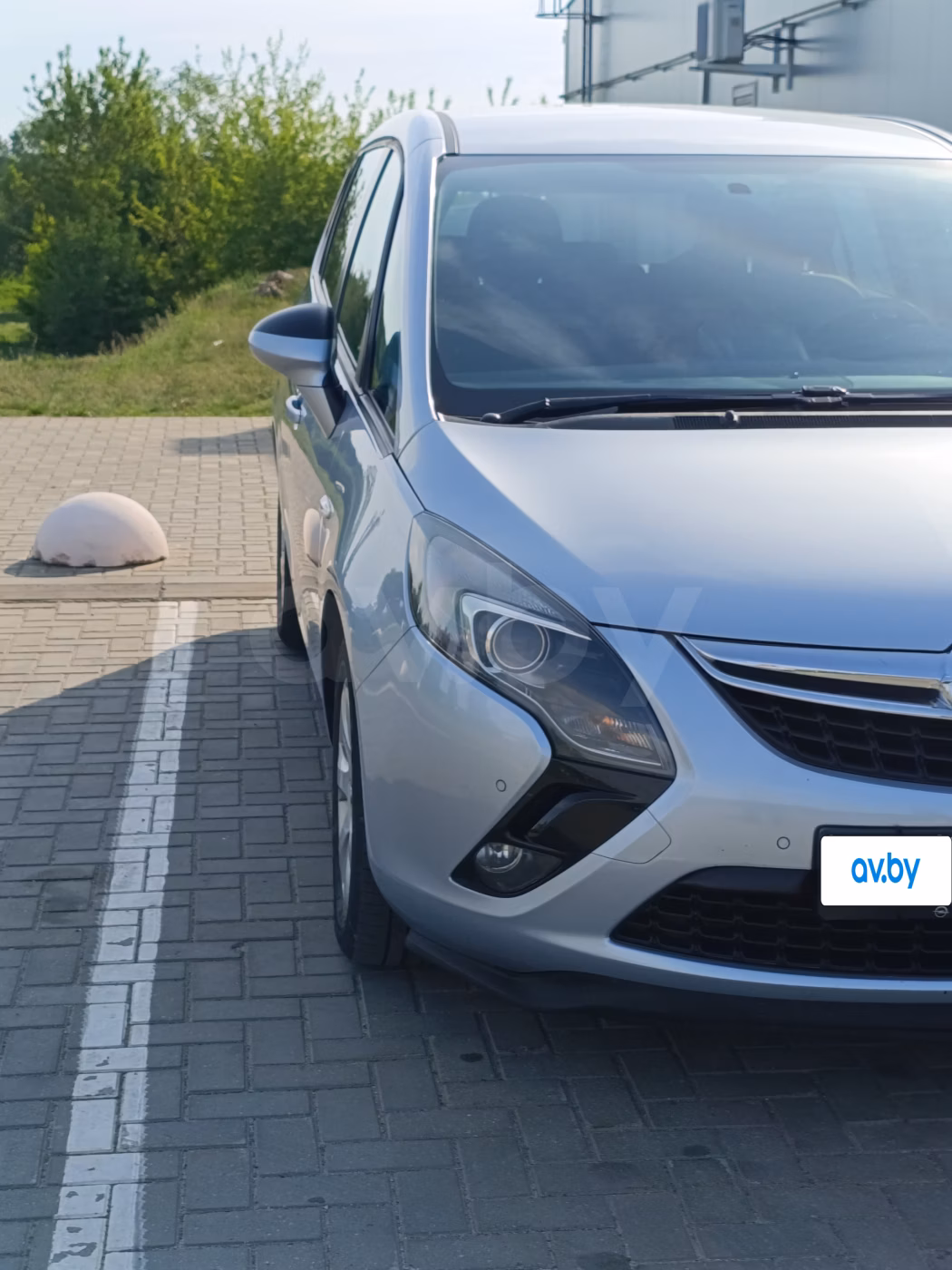 Opel Zafira фото 3