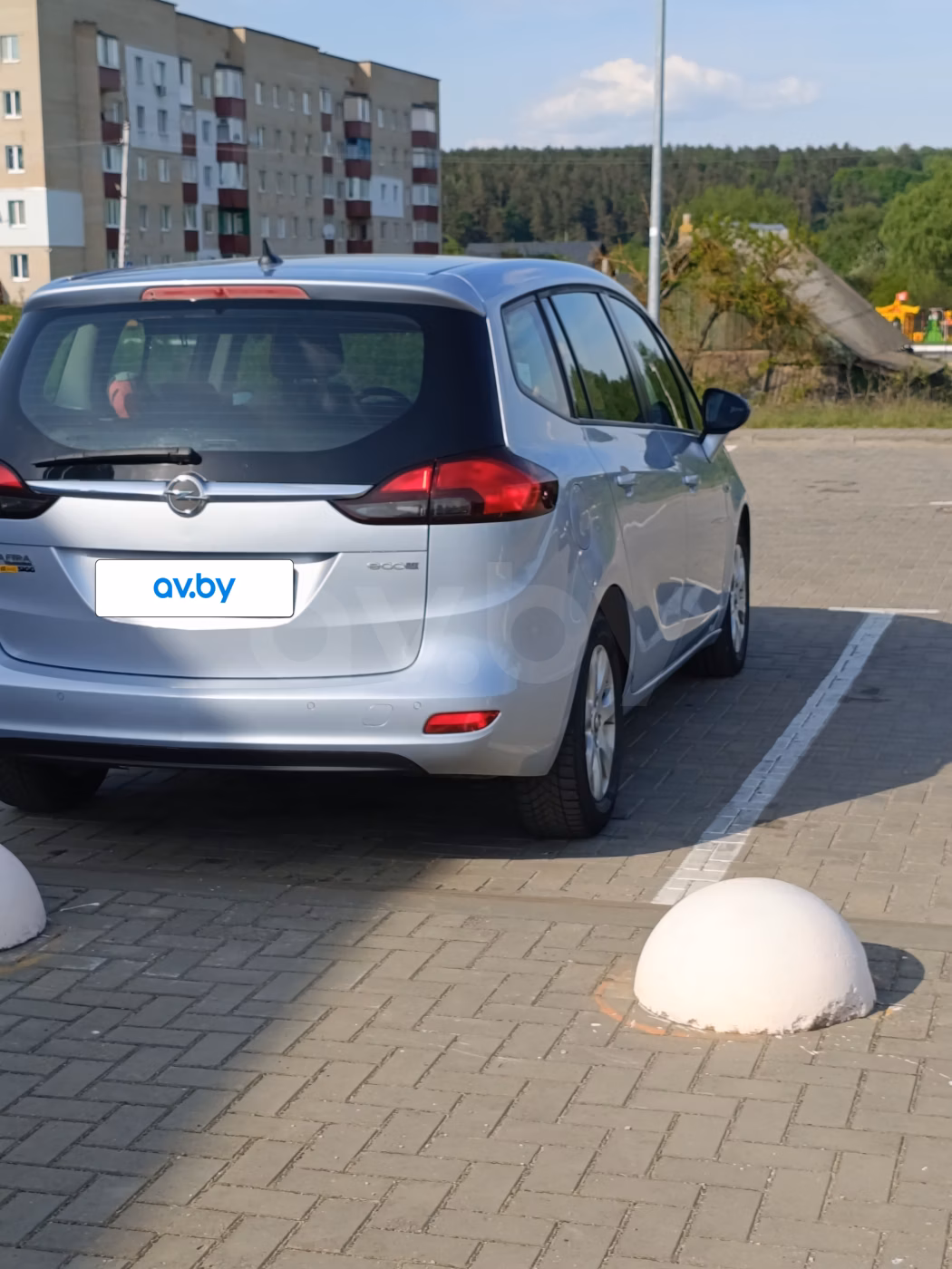 Opel Zafira фото 6