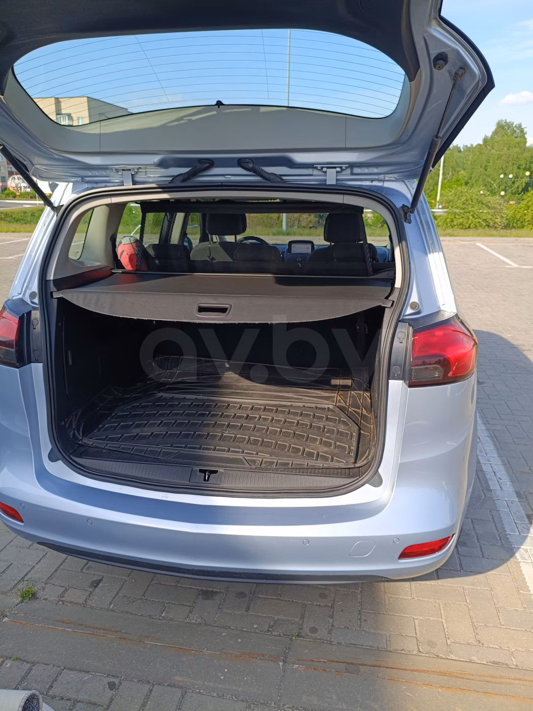 Opel Zafira фото 10