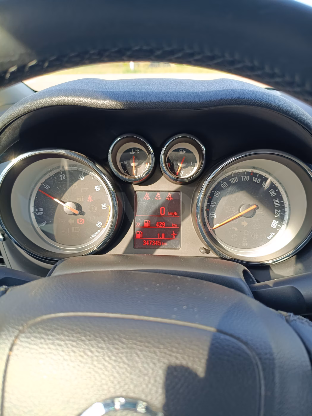Opel Zafira фото 14