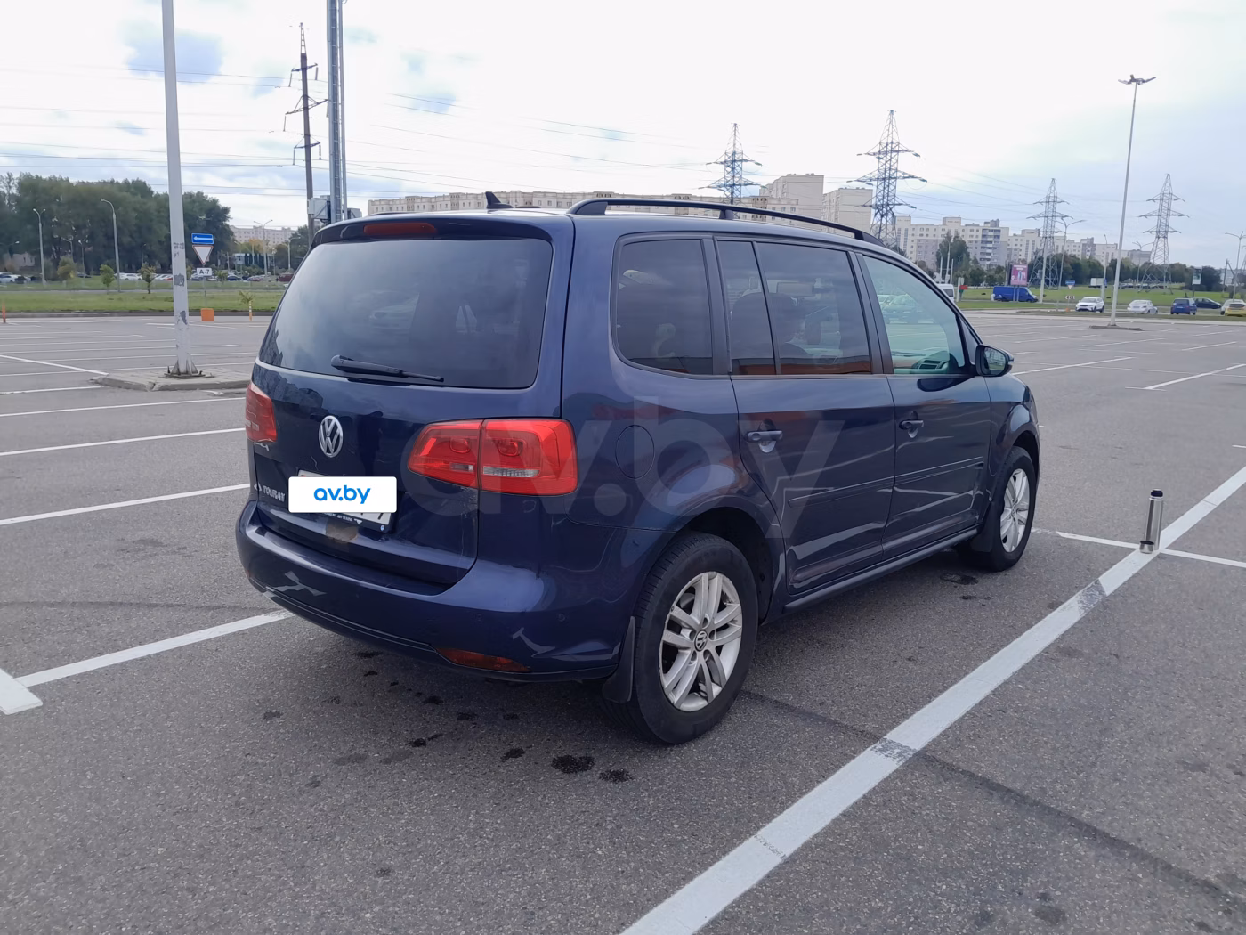 Volkswagen Touran фото 2
