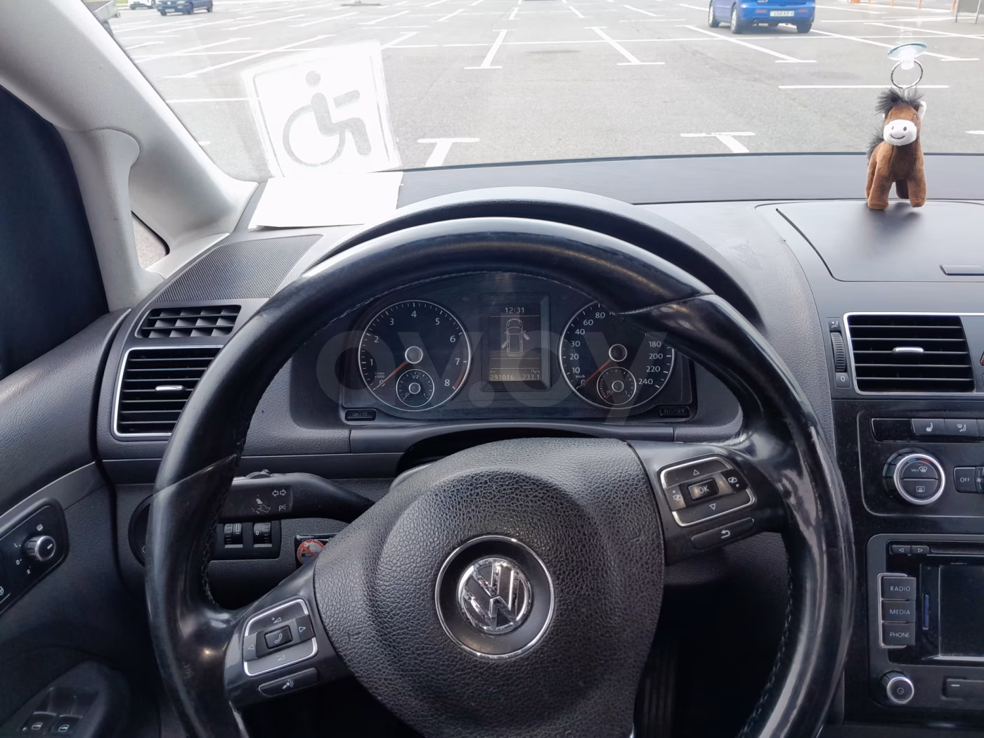 Volkswagen Touran фото 11