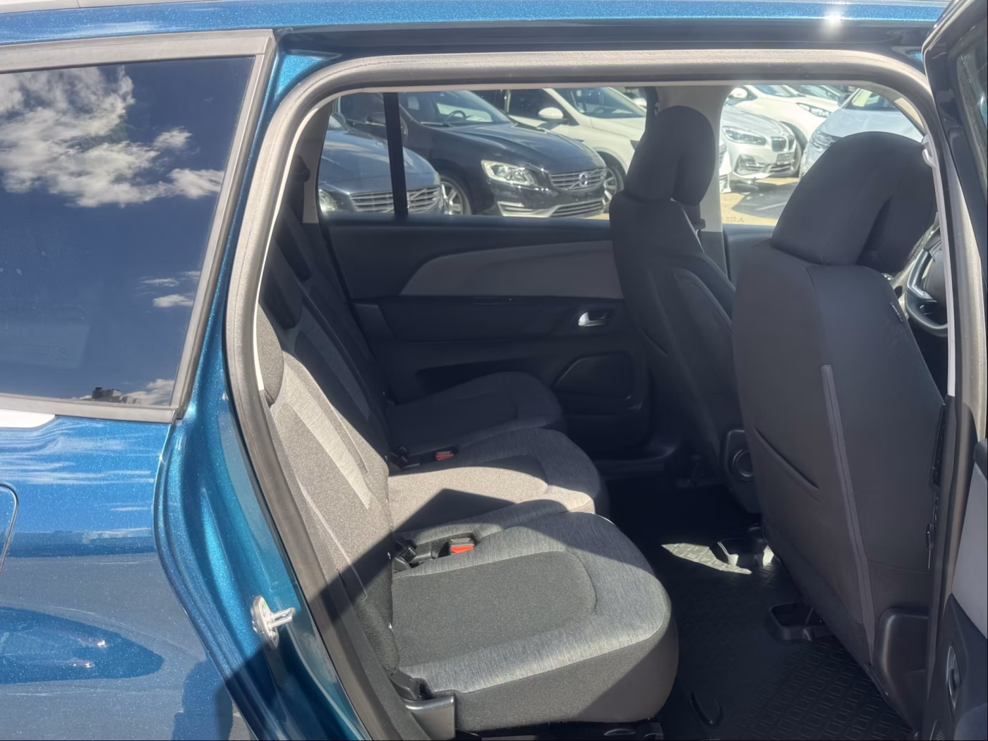 Citroen C4 Grand Spacetourer фото 16