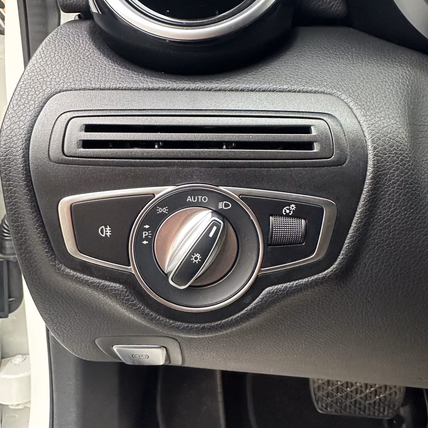 Mercedes-Benz C-Класс фото 12