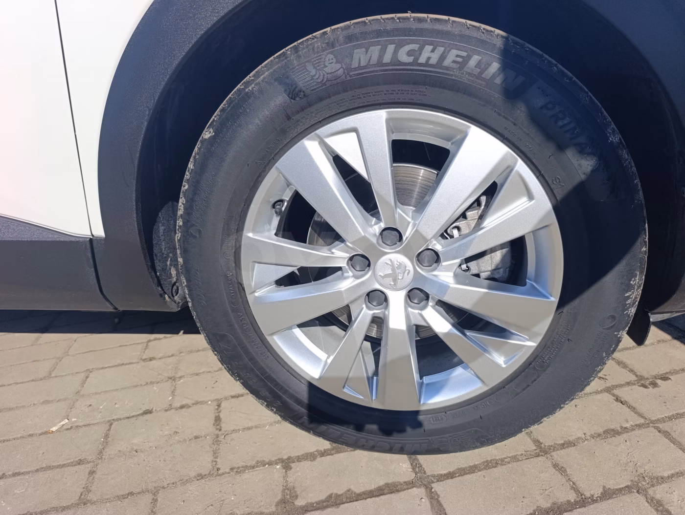 Peugeot 5008 фото 7