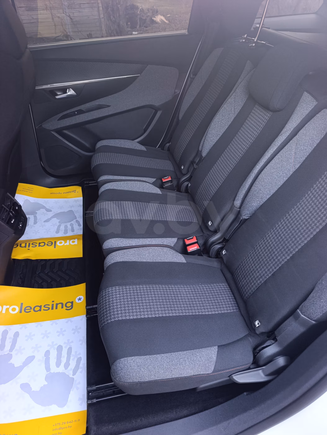 Peugeot 5008 фото 12